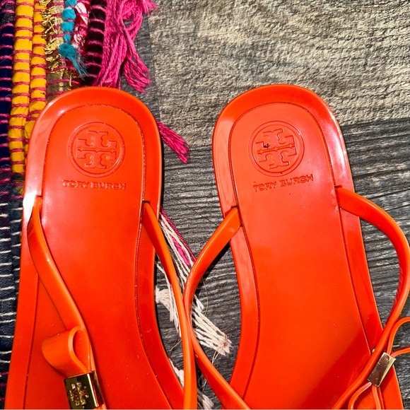 TORY BURCH orange and gold jelly bow flip flop thong sandals 7 - Picture 3 of 6